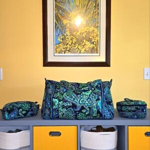 Vera Bradley Large Duffle set